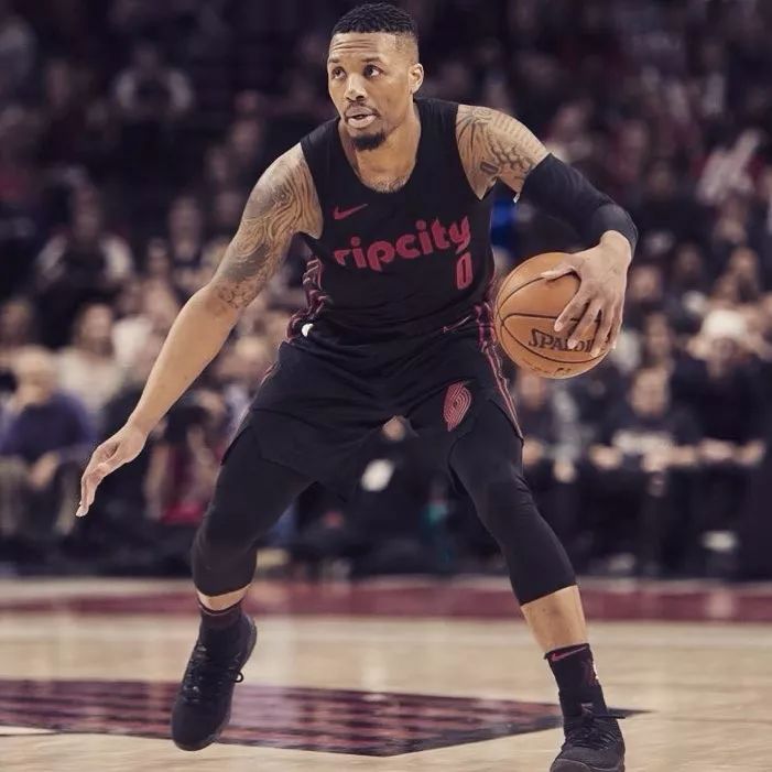 方声明前获 方声明前获